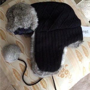Surell” Knit Rabbit Fur Hat